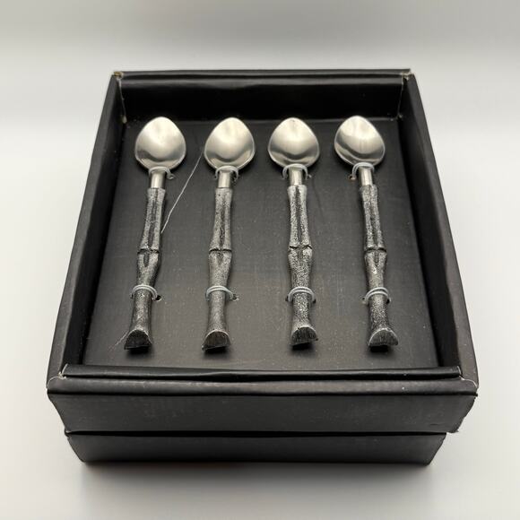 New Halloween Themed Skeleton Utensil Sets - Picture 3 of 5